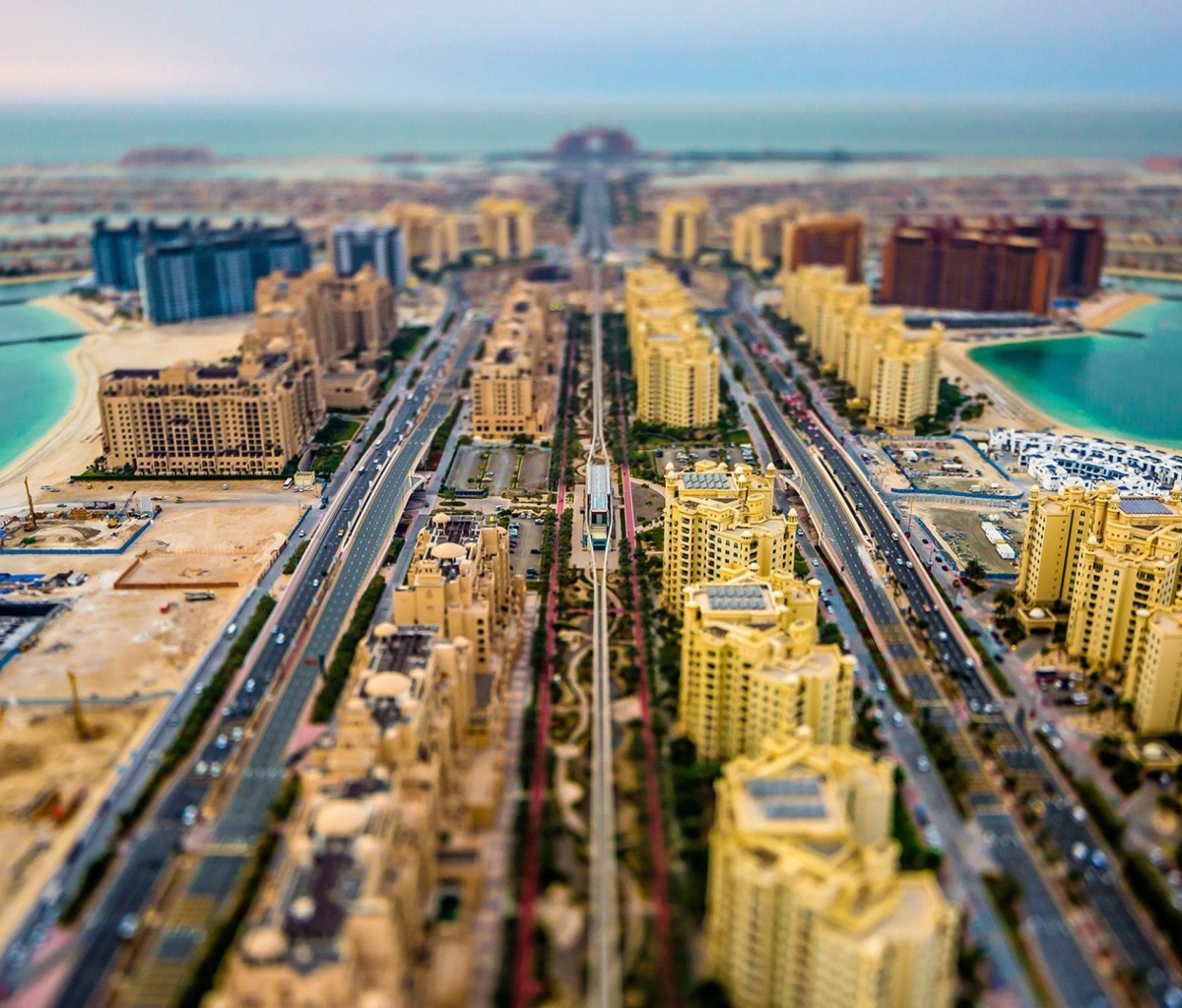 Dubai Tilt Shift screenshot #1 1200x1024