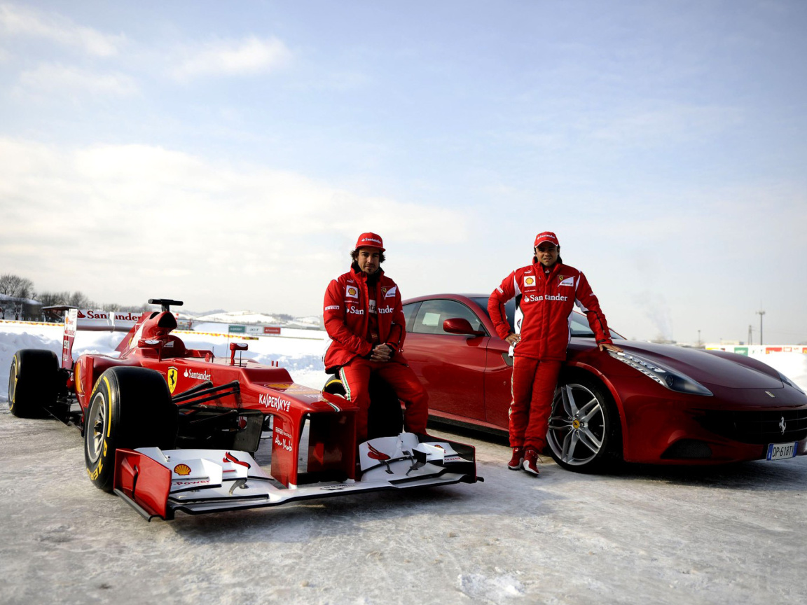 Обои Fernando Alonso in Ferrari 1152x864