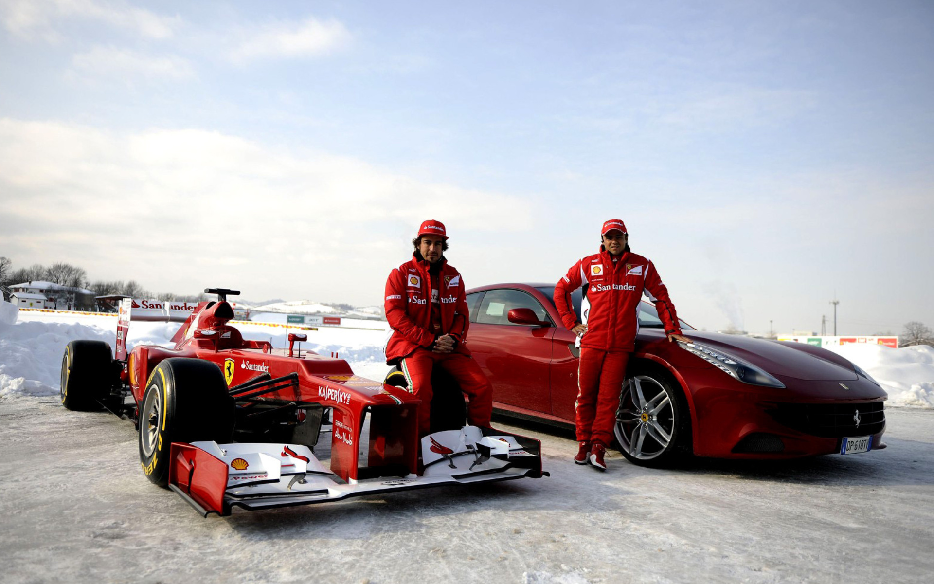 Обои Fernando Alonso in Ferrari 1920x1200