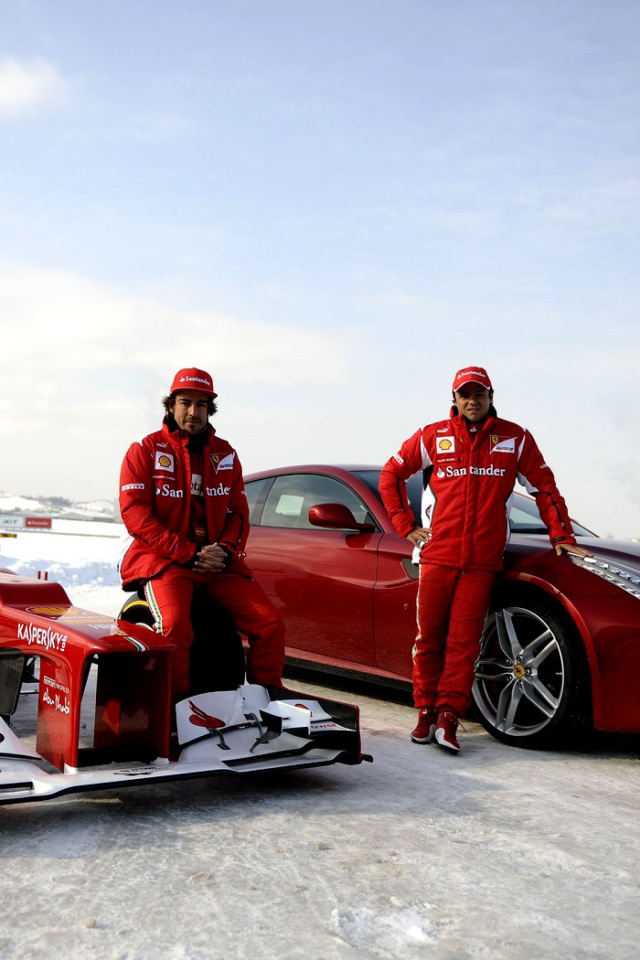 Обои Fernando Alonso in Ferrari 640x960