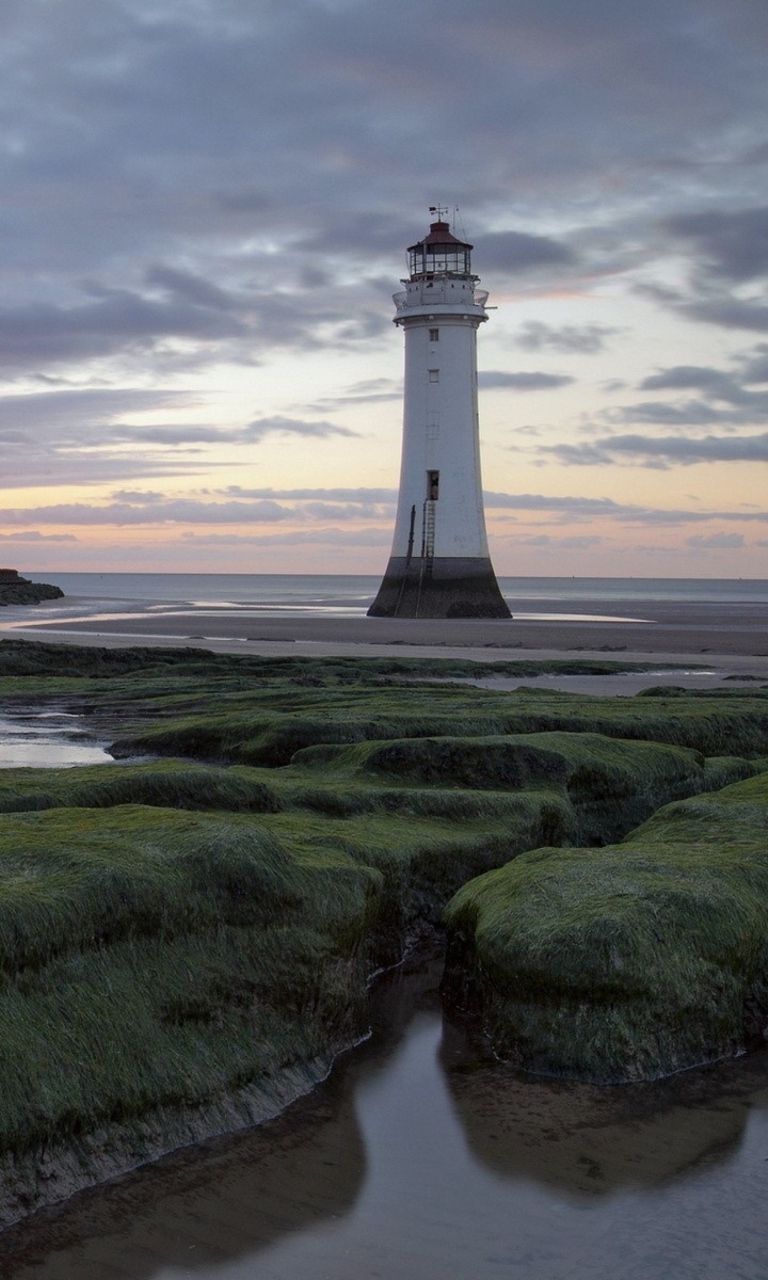 Das Lighthouse Landscape Wallpaper 768x1280