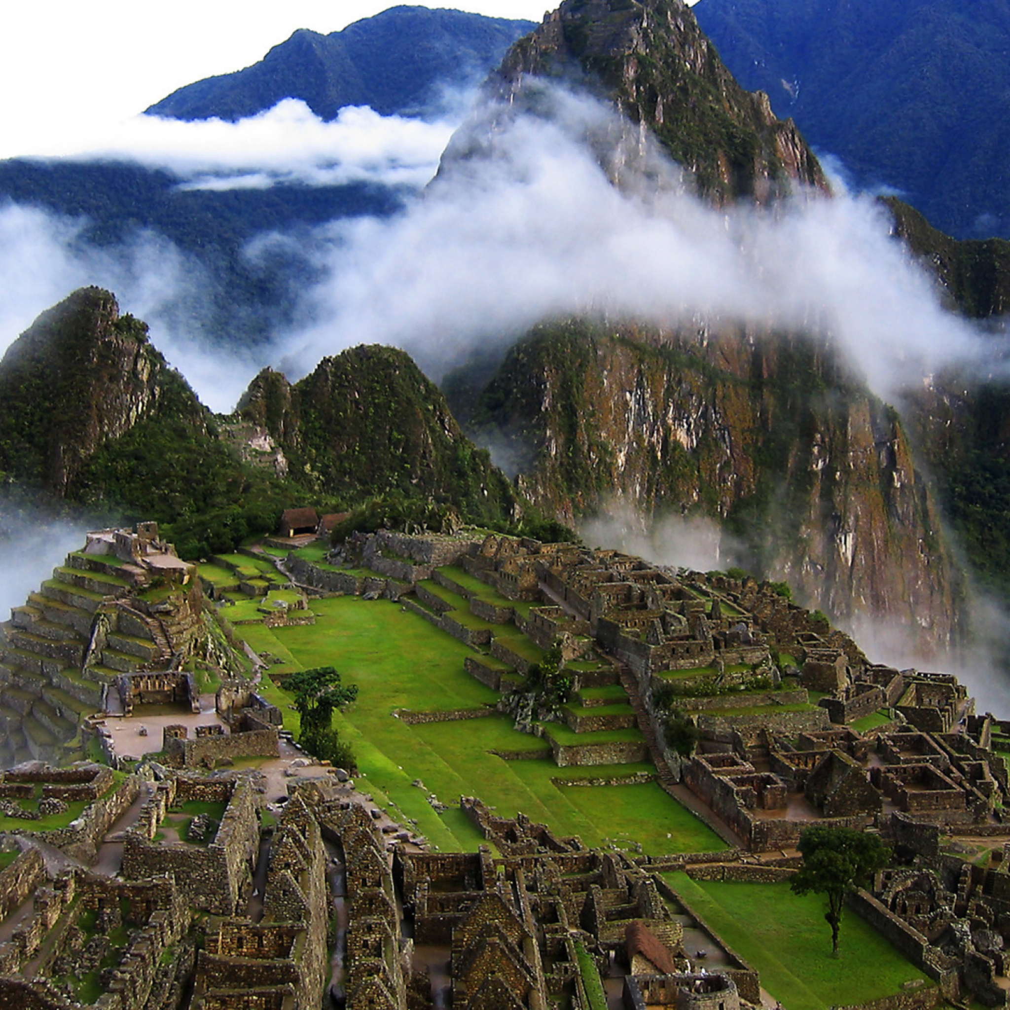 Machu Picchu wallpaper 2048x2048