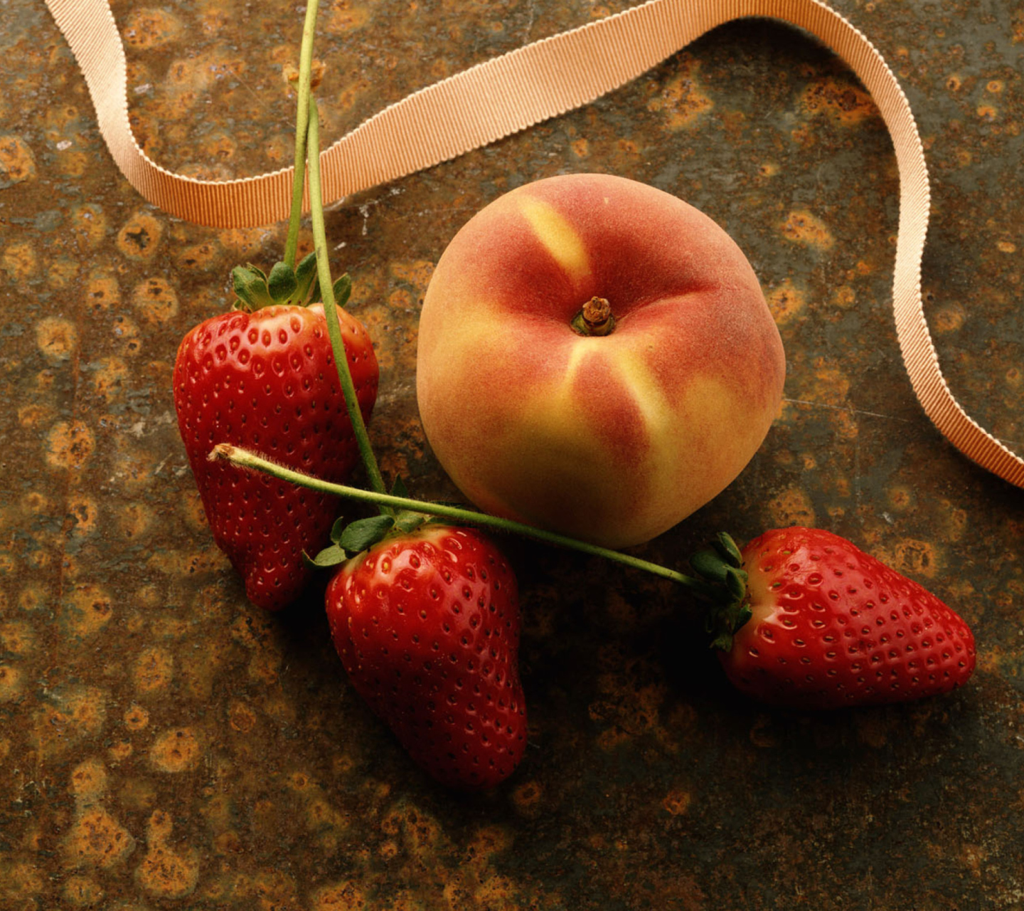 Strawberry And Peach screenshot #1 1440x1280