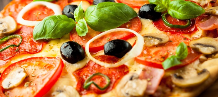 Pizza with mushrooms and tomatoes wallpaper 720x320