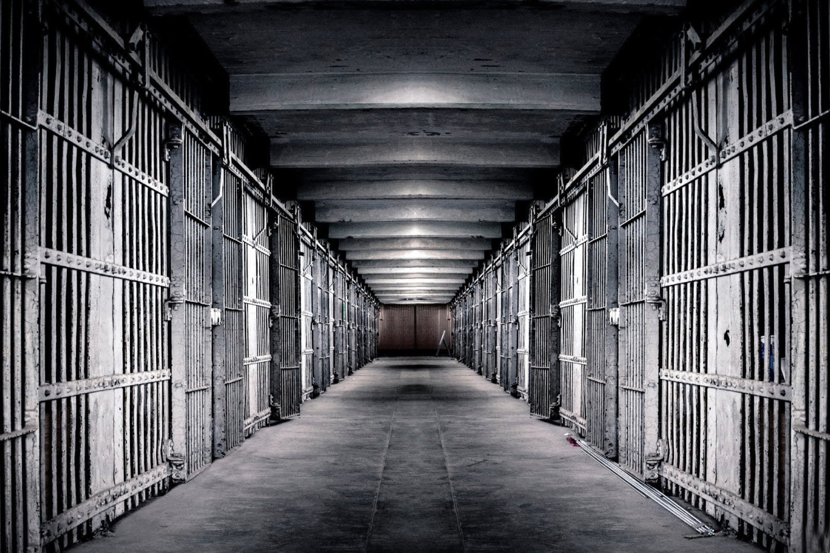 Fondo de pantalla Inside in Alcatraz Prison 2880x1920