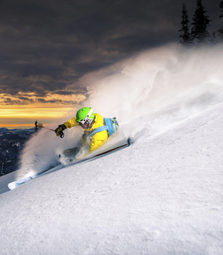 Kostenloses Skiing At Sunrise Wallpaper für 240x320