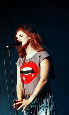 Das Lana Del Rey Famous Singer Wallpaper 240x400
