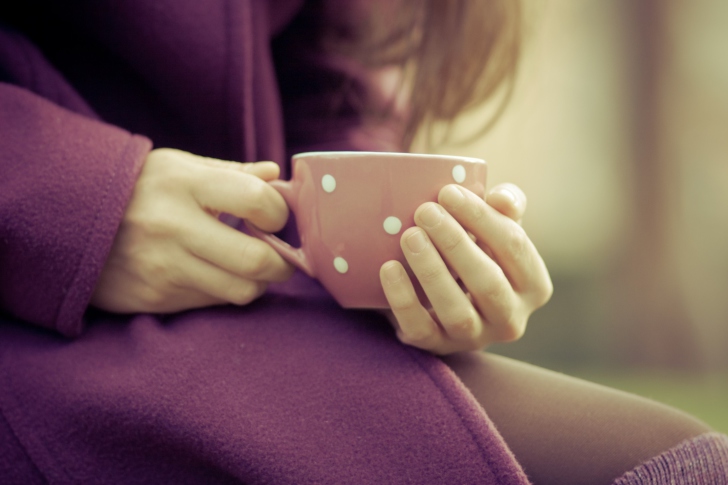 Cup Of Hot Tea In Her Hands screenshot #1