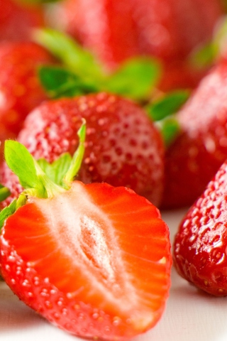 Sweet Strawberries wallpaper 320x480