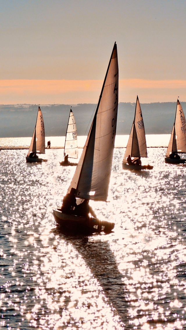 Fondo de pantalla Sailing Boats 640x1136