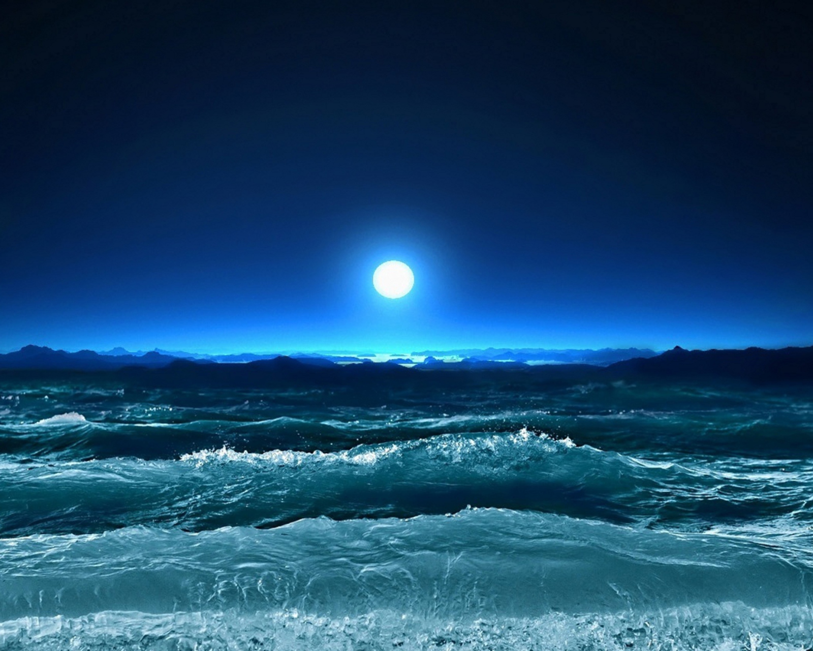 Обои Ocean Waves Under Moon Light 1600x1280
