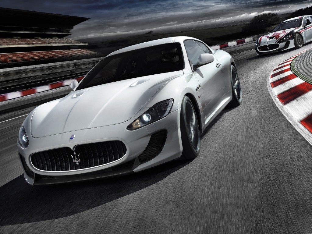 Fondo de pantalla Maserati GranTurismo 1024x768