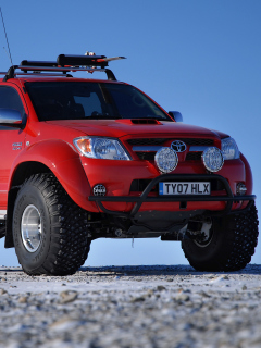 Обои Toyota Hilux from Top Gear 240x320