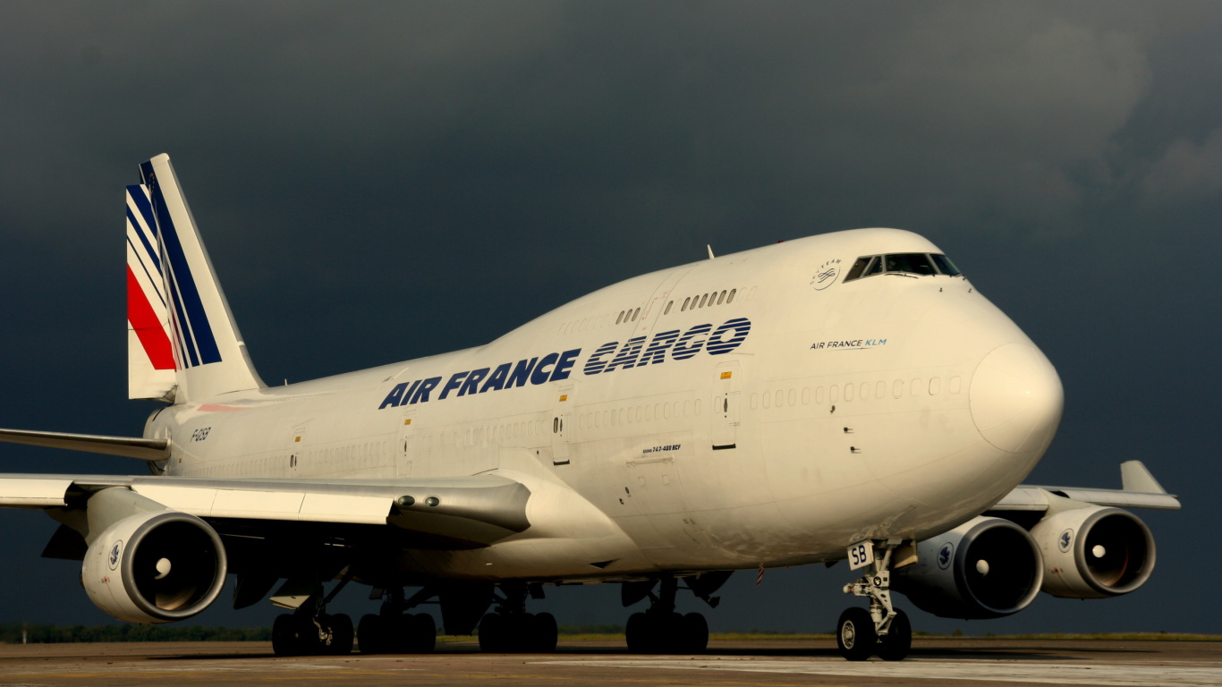 Screenshot №1 pro téma Boeing 747 400 Air France 1366x768