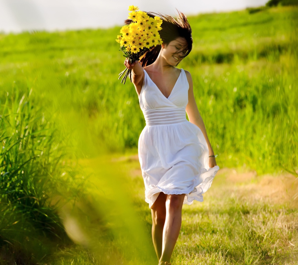 Girl With Yellow Flowers In Field wallpaper 960x854