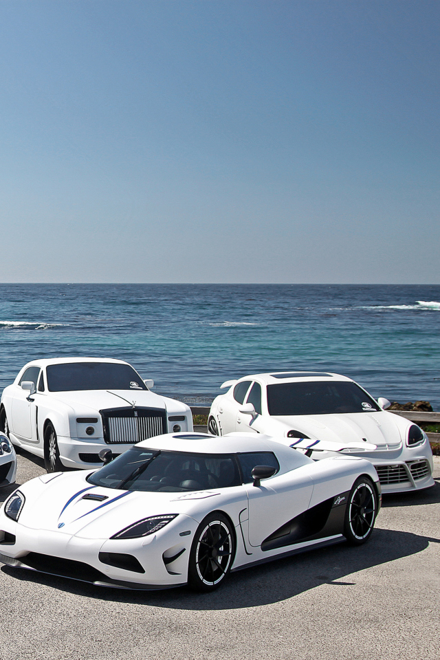 White Lamborghini wallpaper 640x960