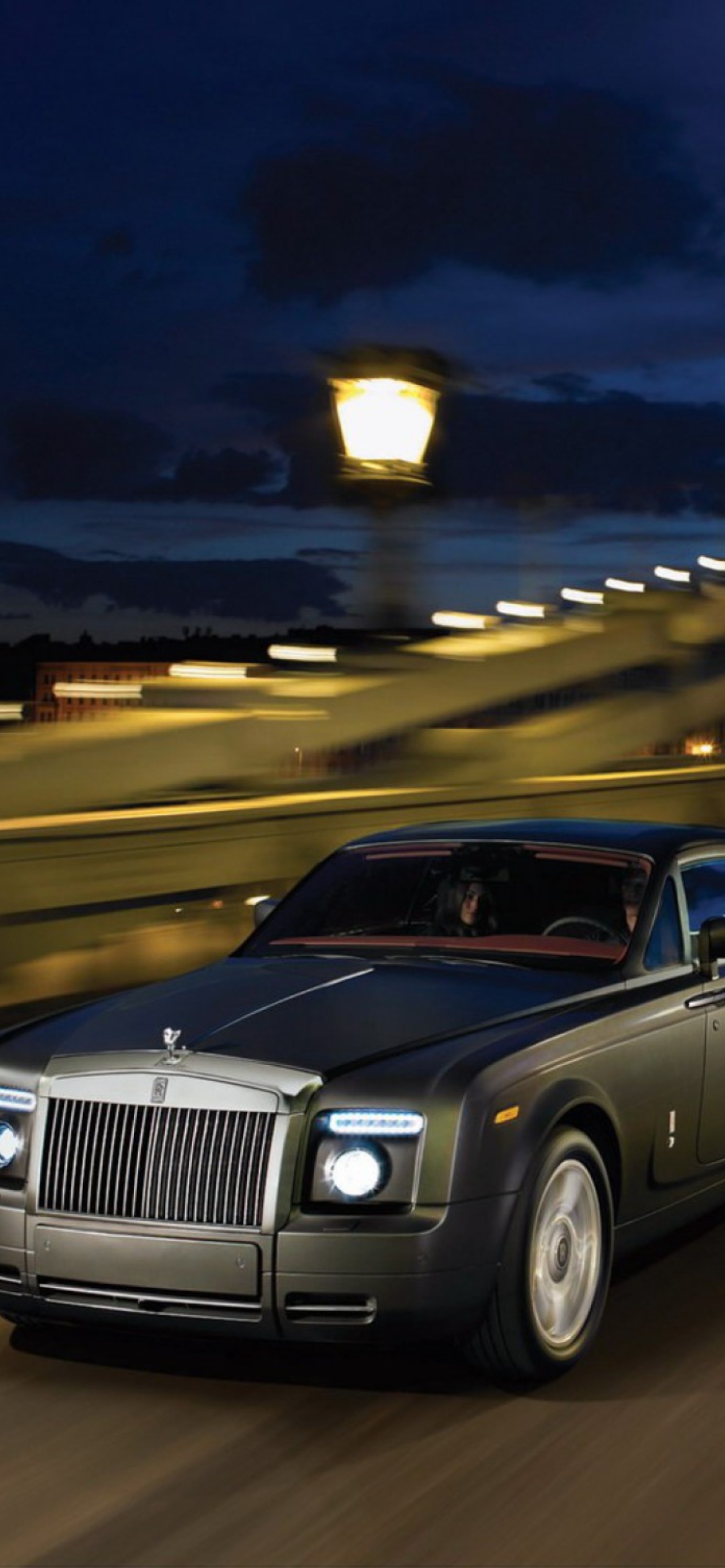 Rolls Royce Phantom Coupe screenshot #1 1170x2532