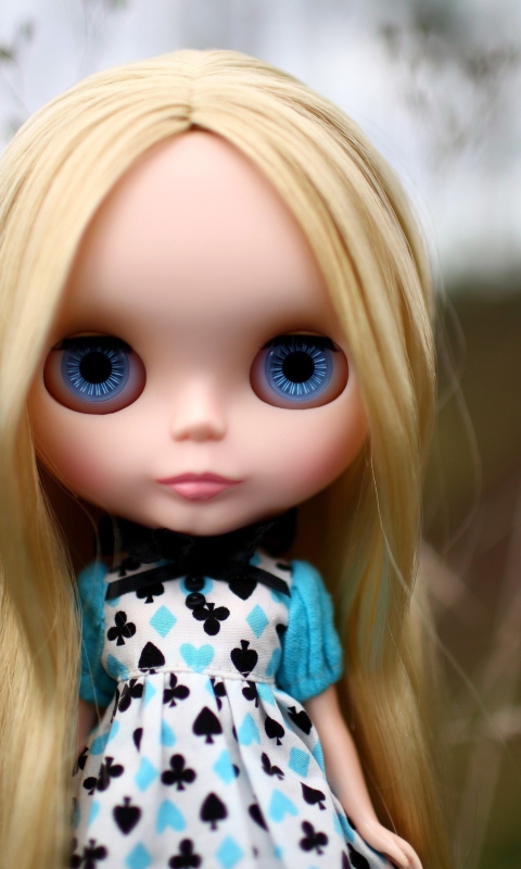 Sfondi Blonde China Doll With Blue Eyes 480x800
