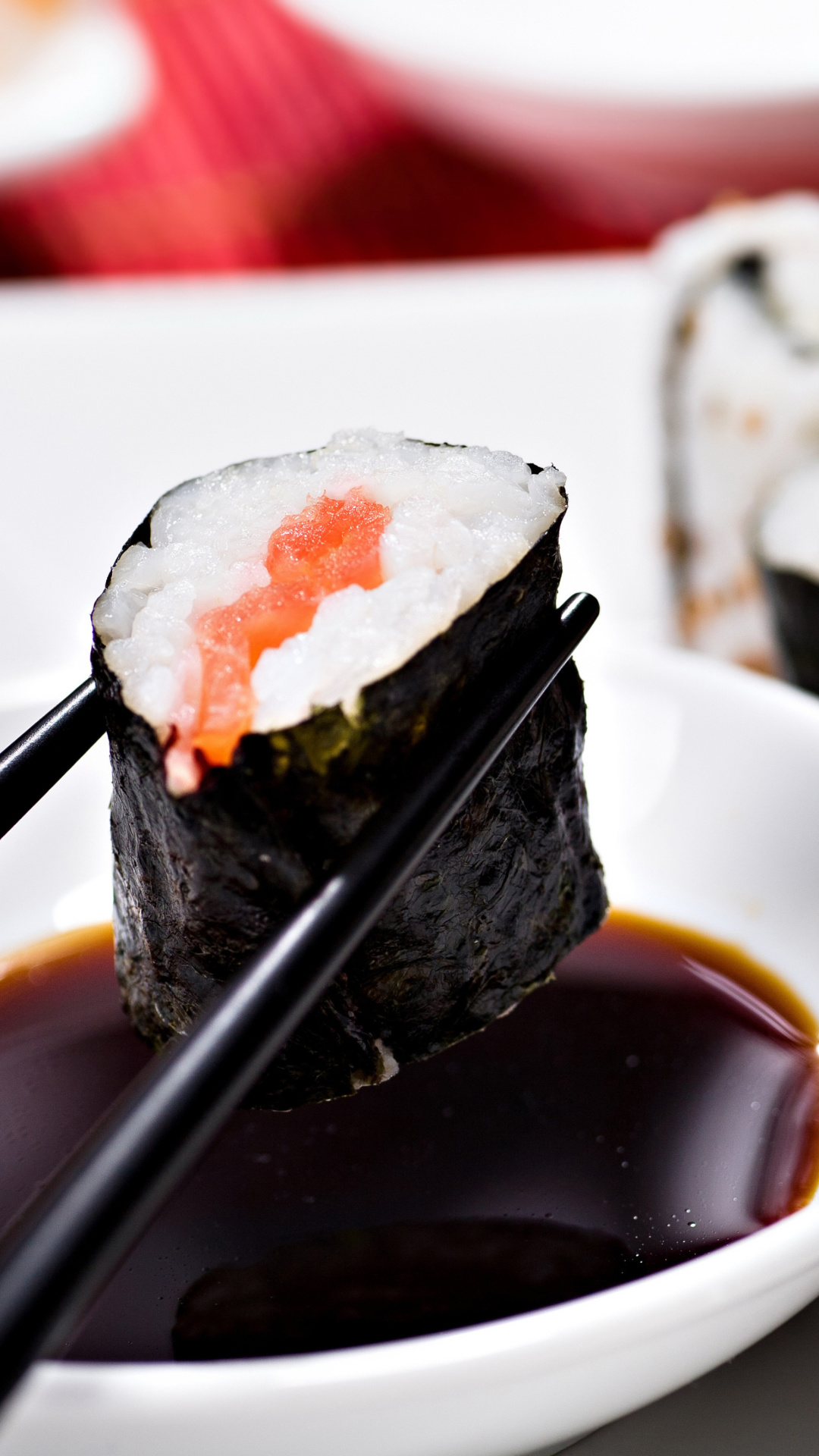 Обои Sushi and Chopsticks 1080x1920