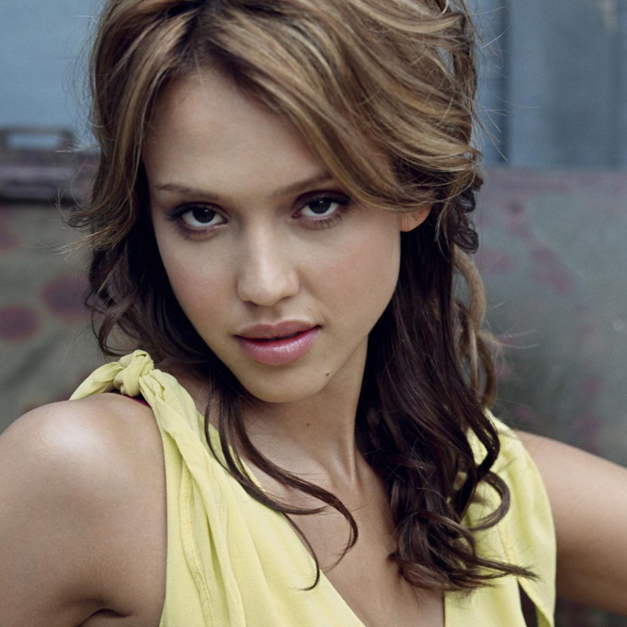 Jessica Alba screenshot #1 2048x2048