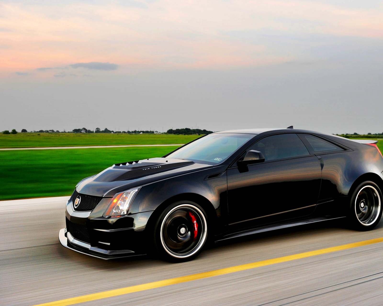 Cadillac CTS-V Coupe screenshot #1 1600x1280