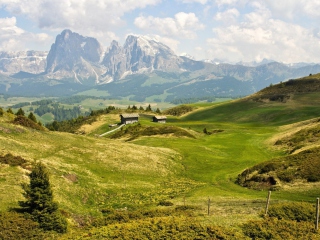 Das The Alps Mountainscape Wallpaper 320x240