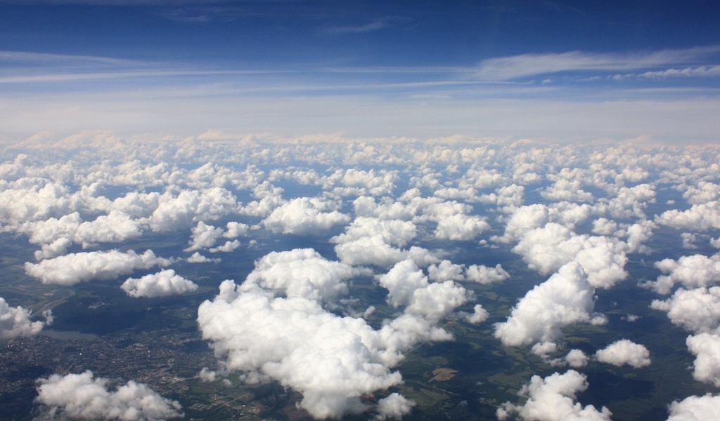 Sfondi White Clouds 1024x600