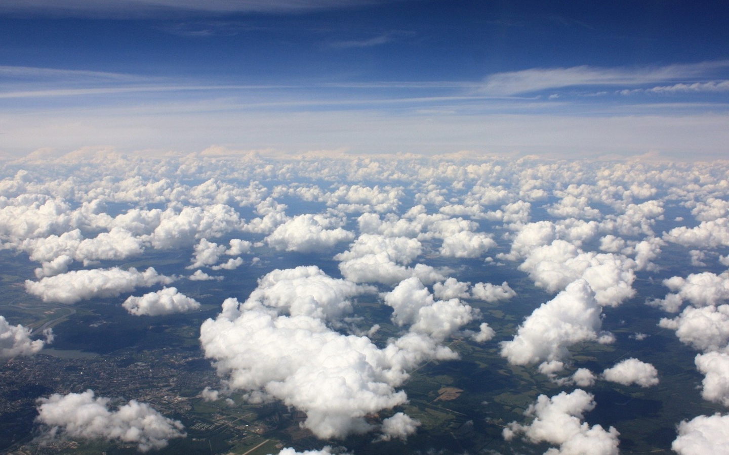 Sfondi White Clouds 1440x900
