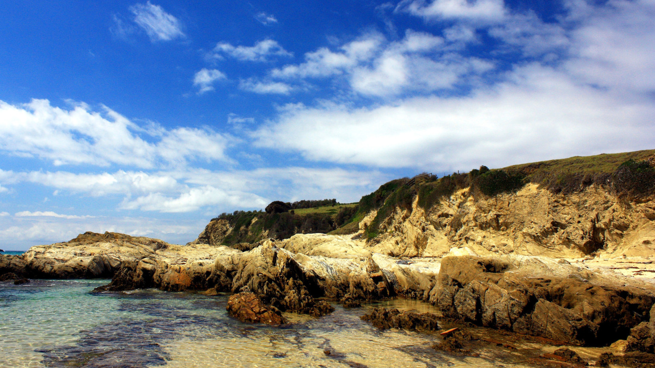 Das Rocks near Chile coast Wallpaper 1280x720