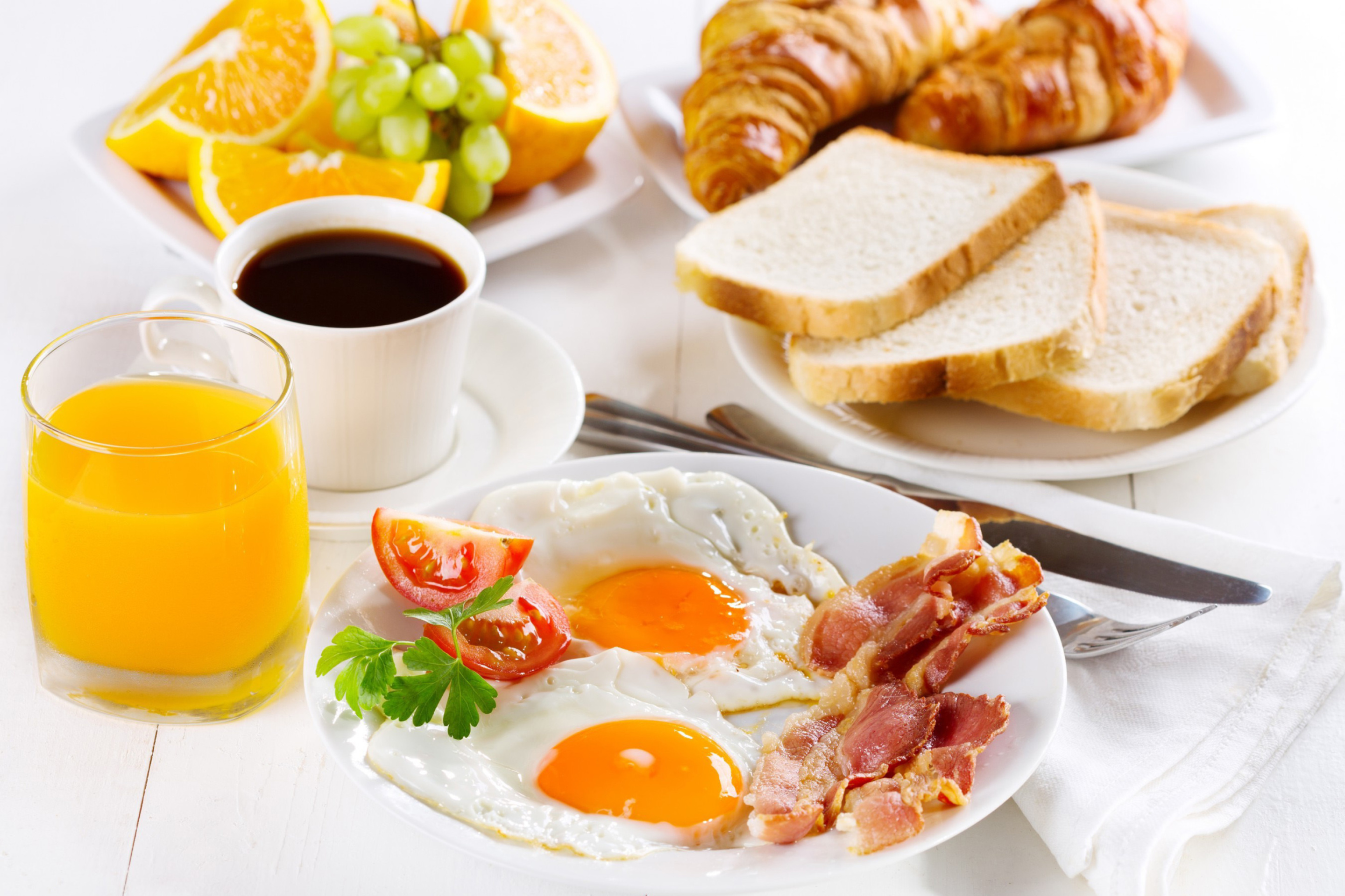 Обои Breakfast with espresso and orange juice 2880x1920