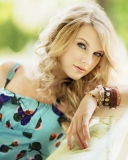Fondo de pantalla Taylor Swift 128x160