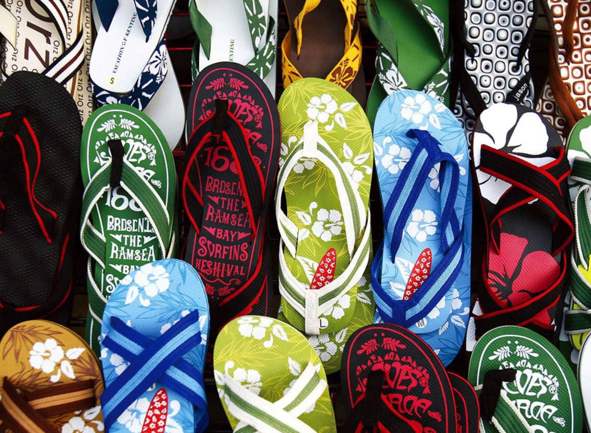 Das Colorful Flip Flops Wallpaper 1920x1408