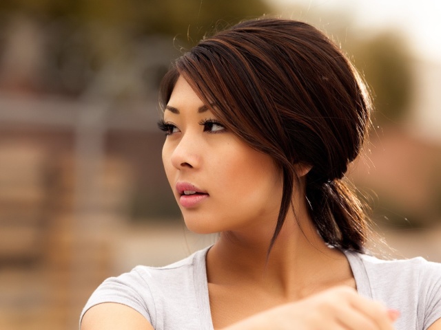 Nice Asian Girl wallpaper 640x480