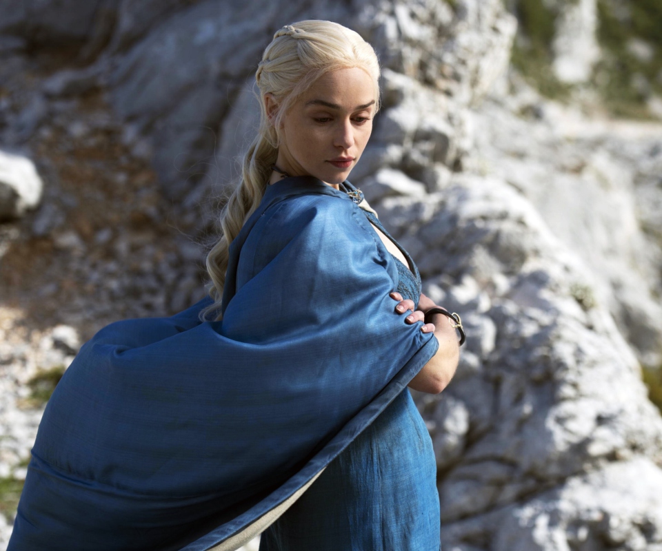 Daenerys Targaryen In Game of Thrones wallpaper 960x800
