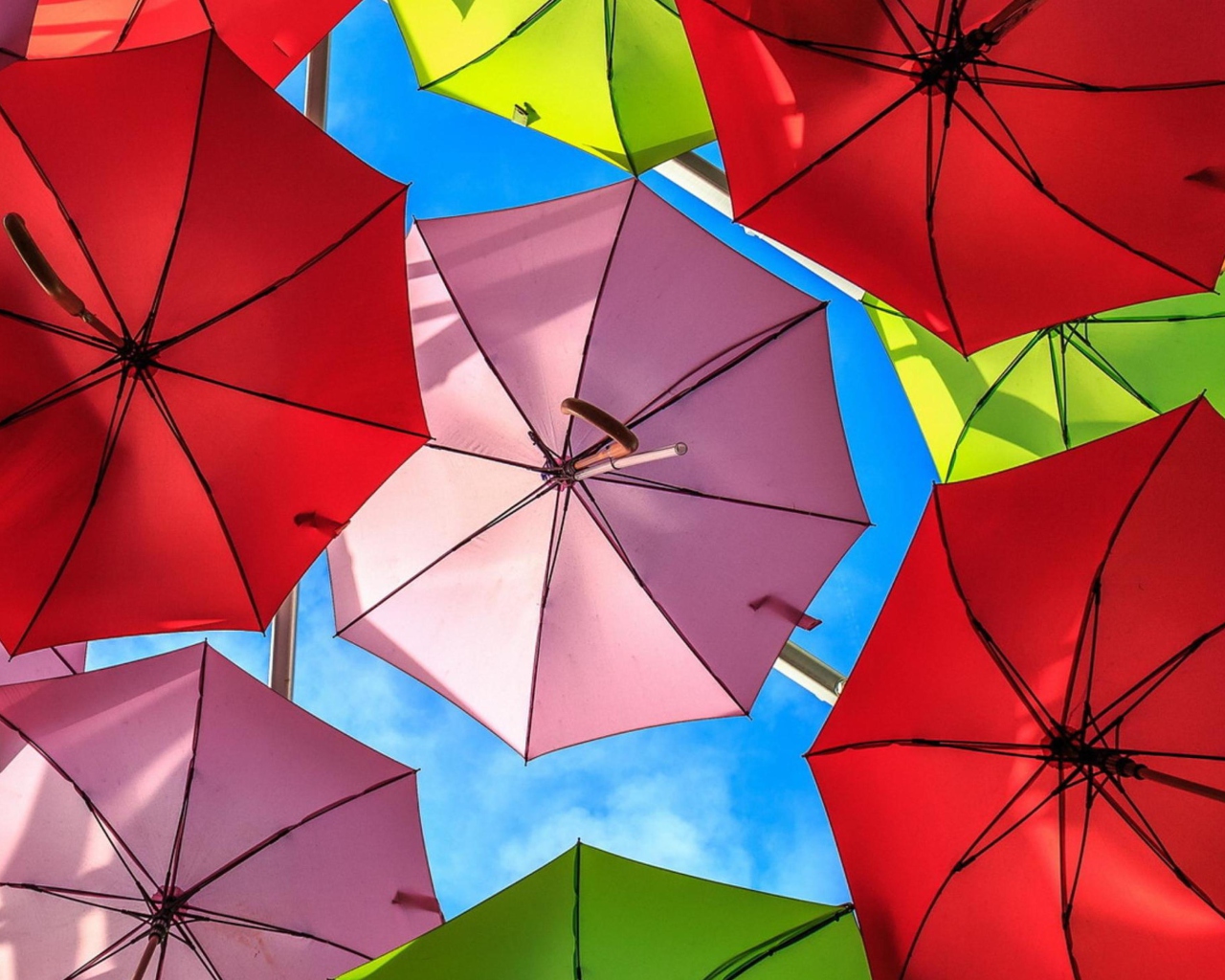 Screenshot №1 pro téma Colorful Umbrellas 1280x1024