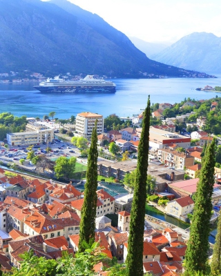 Kotor, Montenegro Picture for 240x320