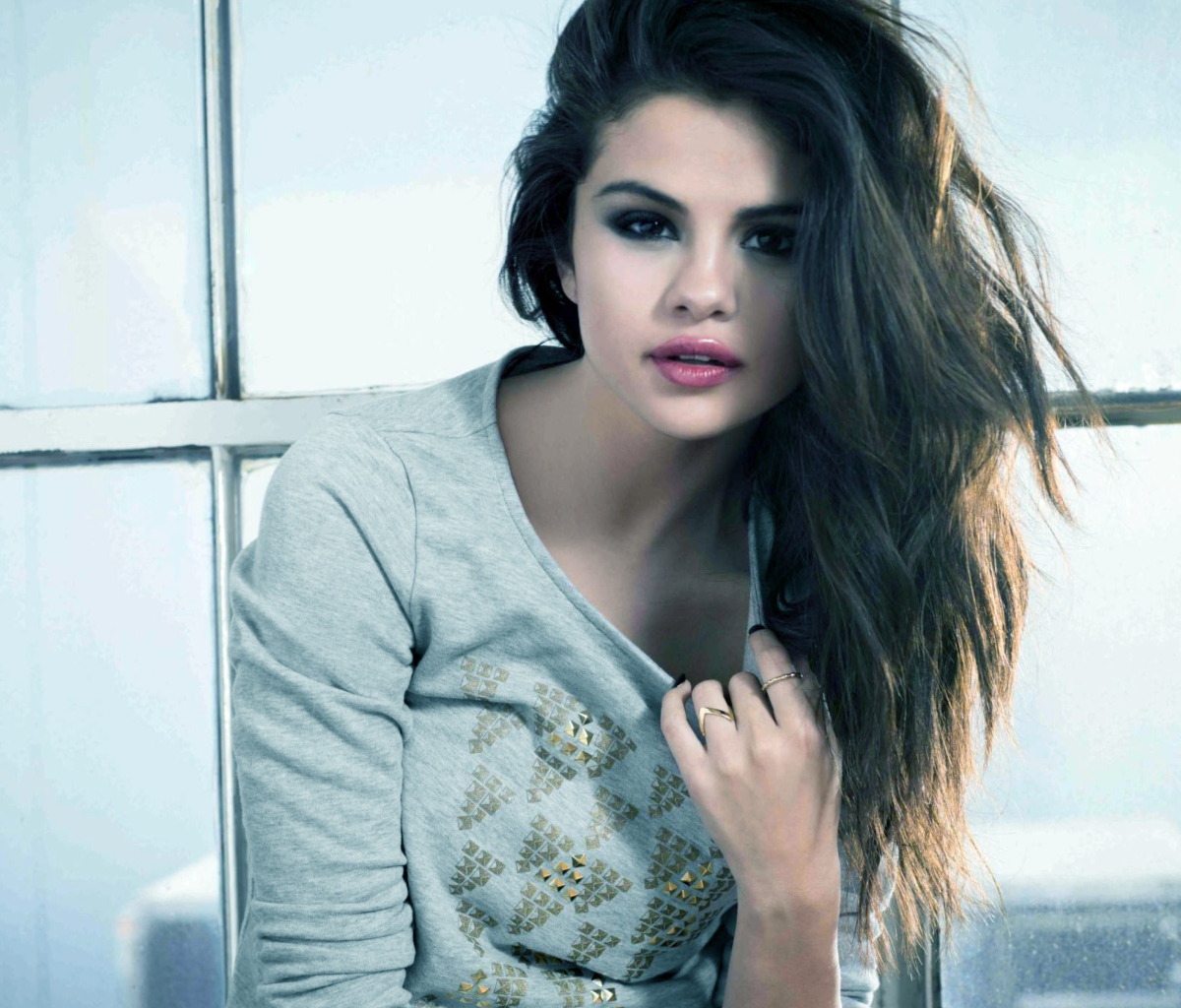 Selena Gomez 2013 screenshot #1 1200x1024