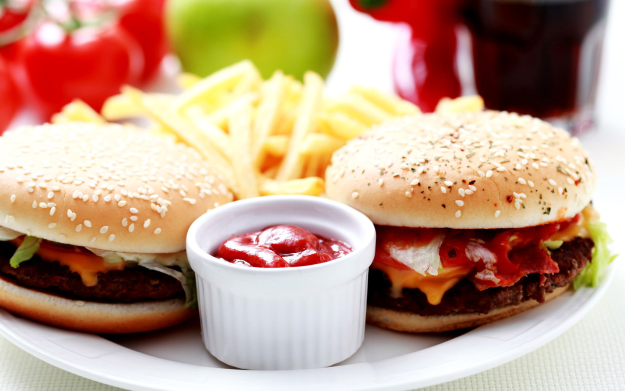 Das Burgers with Barbecue sauce Wallpaper 1280x800