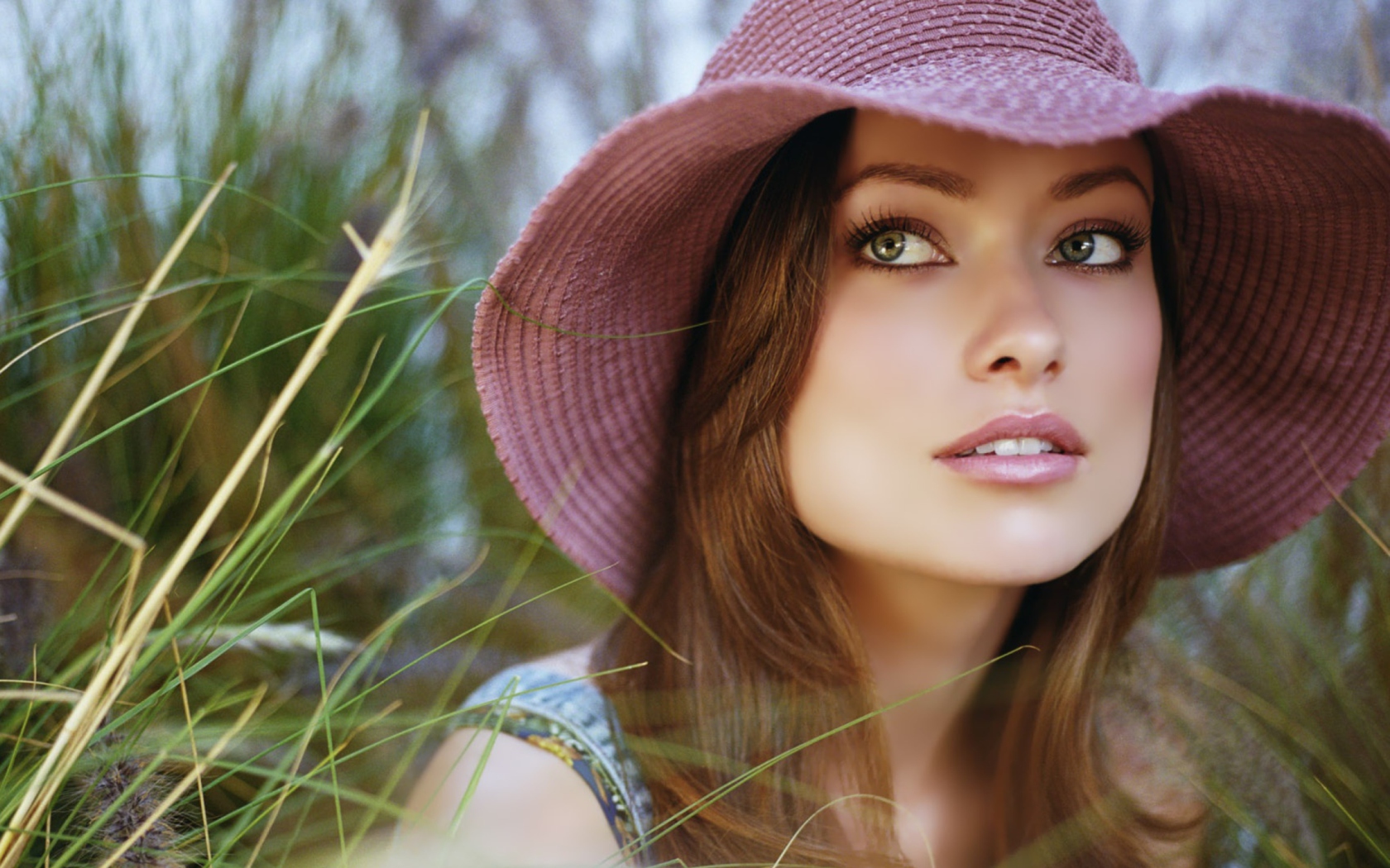 Olivia Wilde In Hat wallpaper 1680x1050