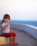 Fondo de pantalla Child Eating Ice Cream 128x160