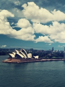 Screenshot №1 pro téma Sydney Under White Clouds 132x176