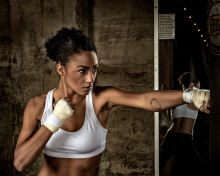 Sporty Girl Boxing wallpaper 220x176
