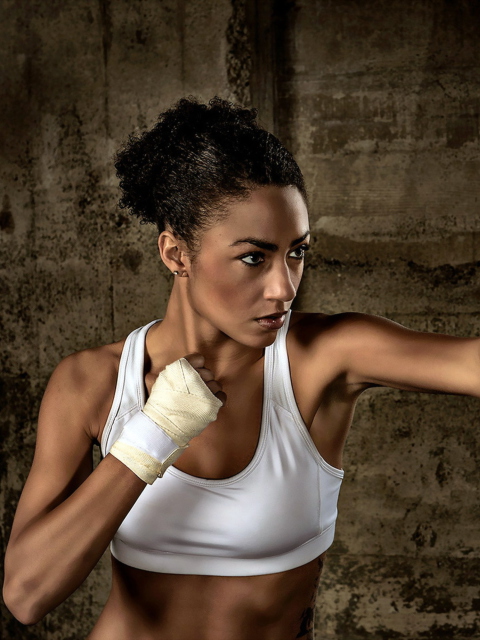 Das Sporty Girl Boxing Wallpaper 480x640