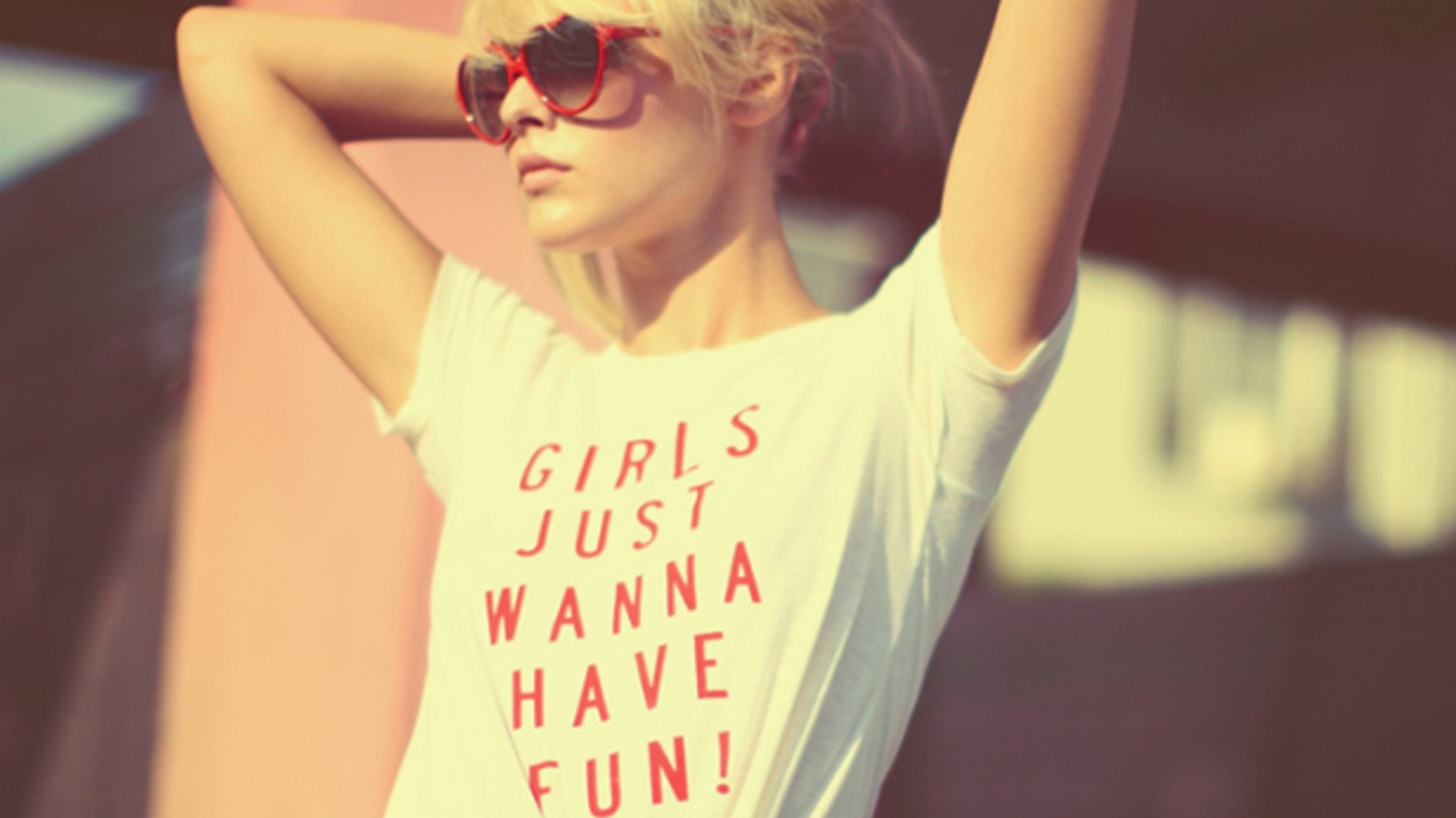 Girls Just Wanna Have Fun T-Shirt wallpaper 1366x768
