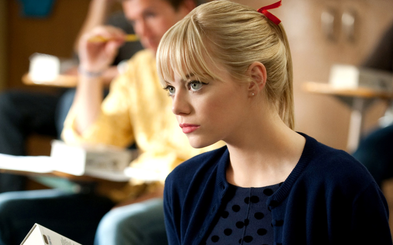 Emma Stone in Spider Man screenshot #1 1280x800