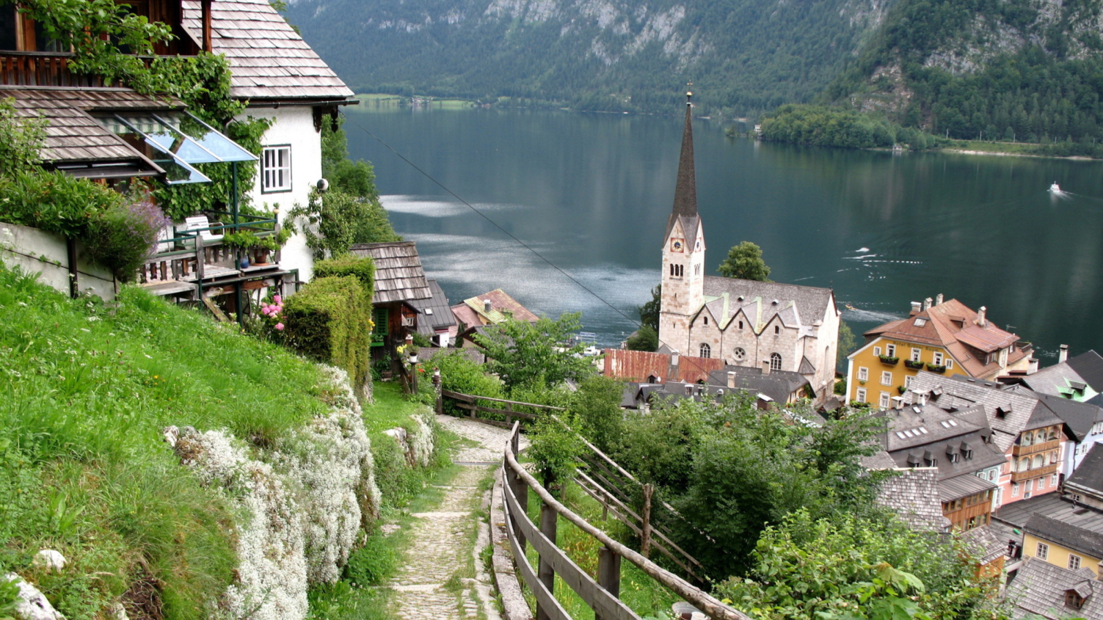 Sfondi Austria - Lake Hallstatt 1600x900