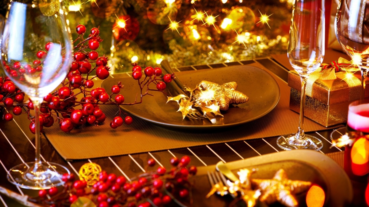 Fondo de pantalla Christmas Table Decorations 1280x720