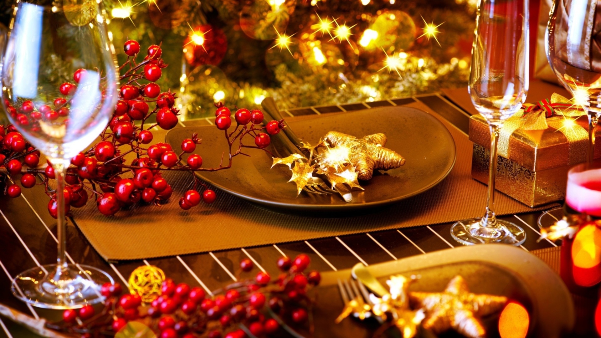 Christmas Table Decorations wallpaper 1920x1080