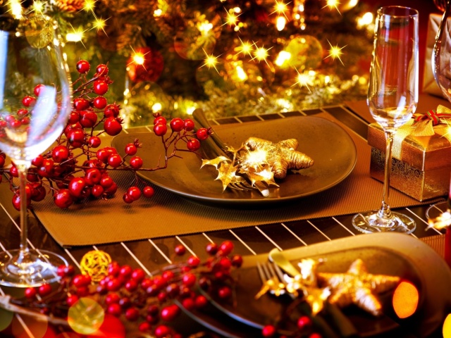Das Christmas Table Decorations Wallpaper 640x480
