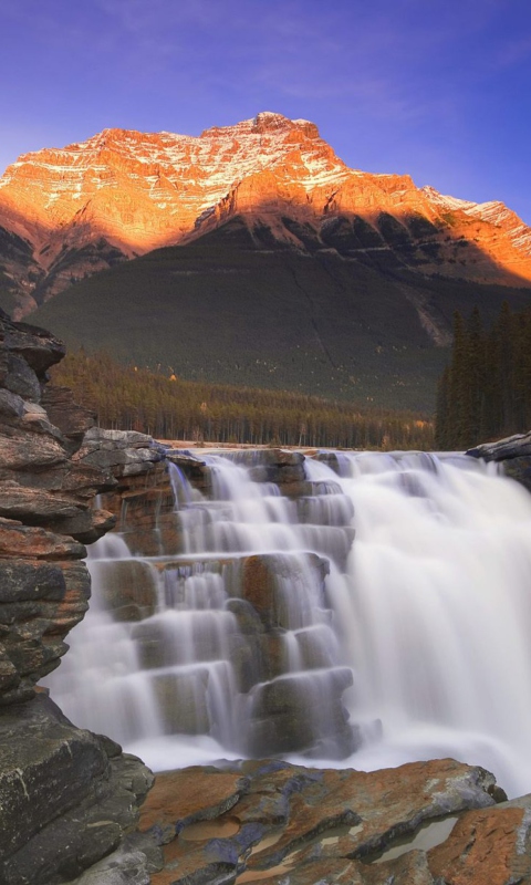 Das Beautiful Mountain Waterfall Wallpaper 480x800